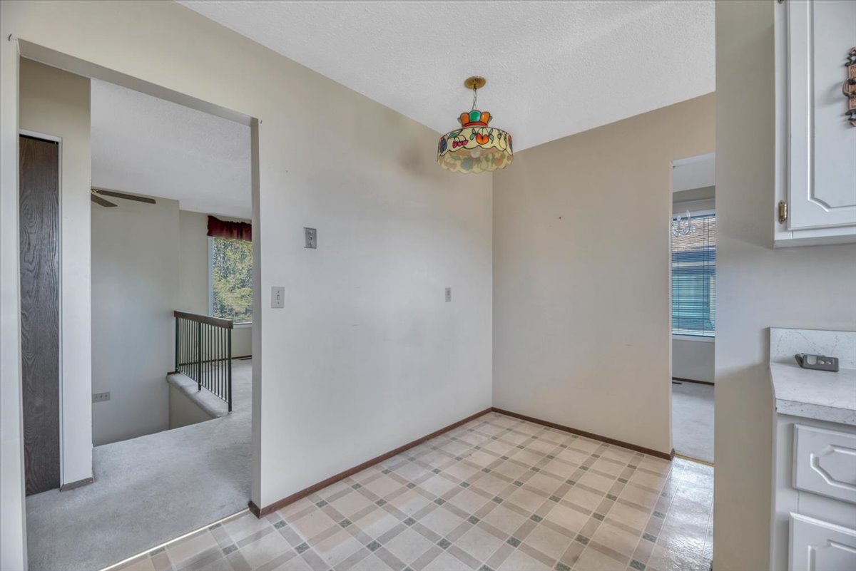 3755 Whitehorn Drive NE dining room