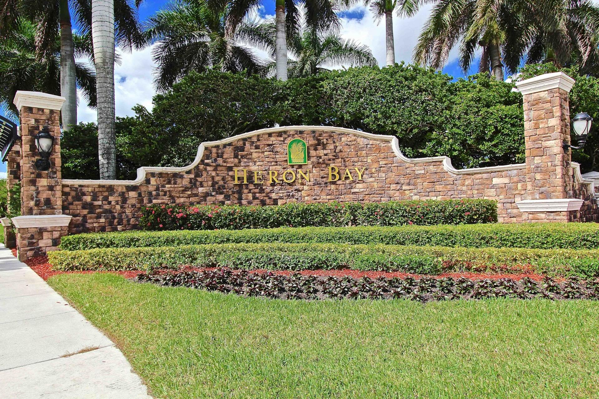 Heron Bay north entrance monument sign in Parkland, Florida