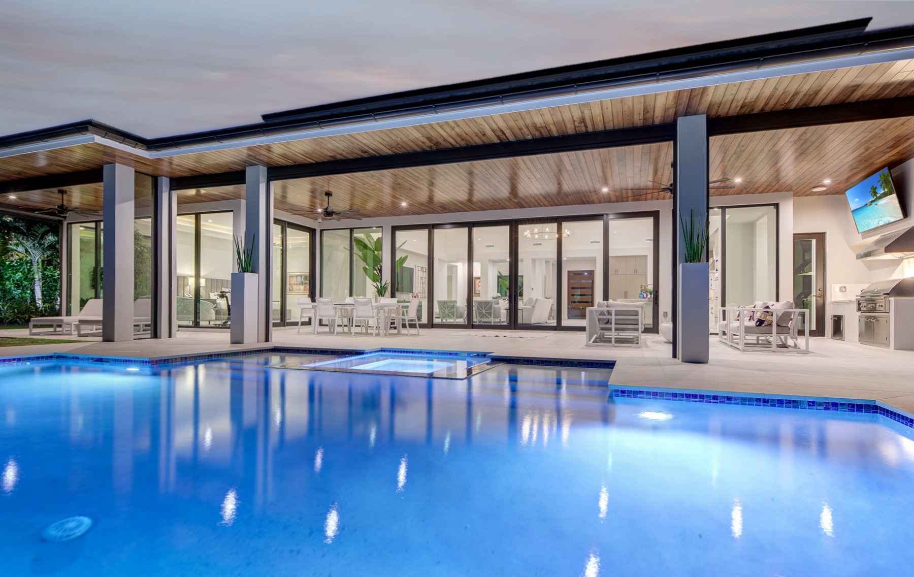 Fort Lauderdale luxury home with pool and outdoor living area