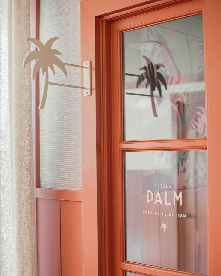 Palm-lined Mount Pleasant scene