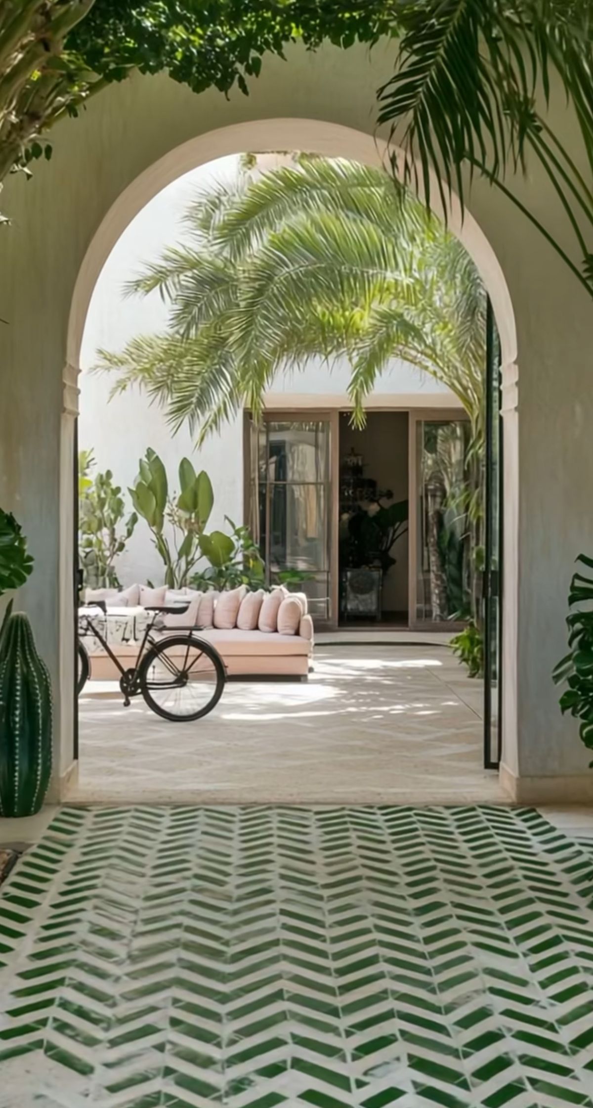 International luxury real estate marketing exposure for a Charleston property represented by Gary Langhoff of MrRealEstateSC