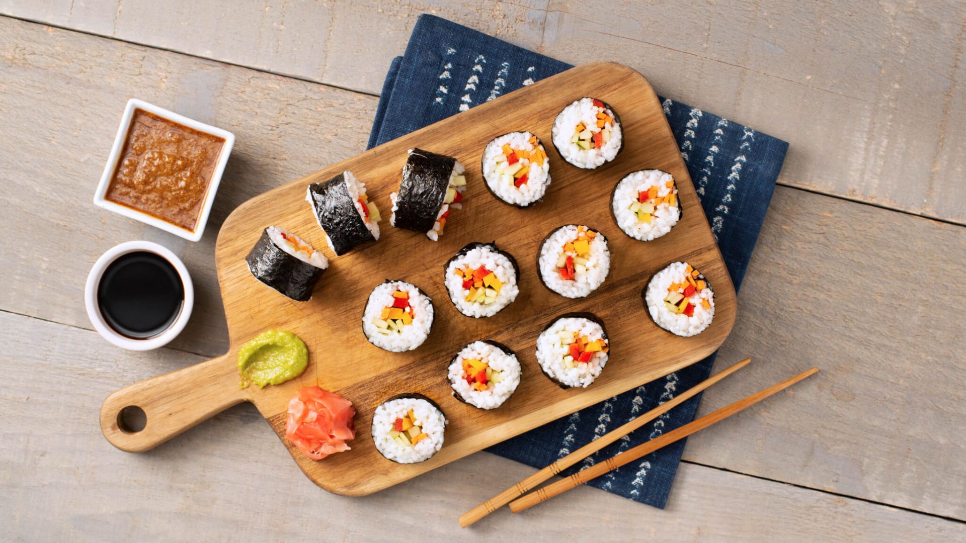 Locals Sushi & Sports Pub