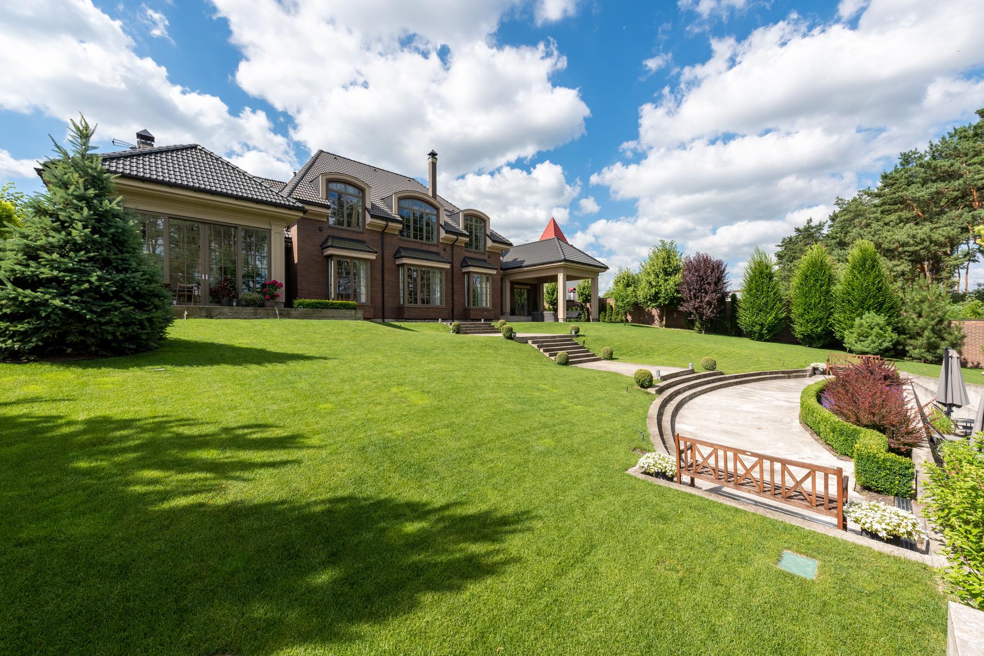 North Texas home evaluated for divorce real estate planning